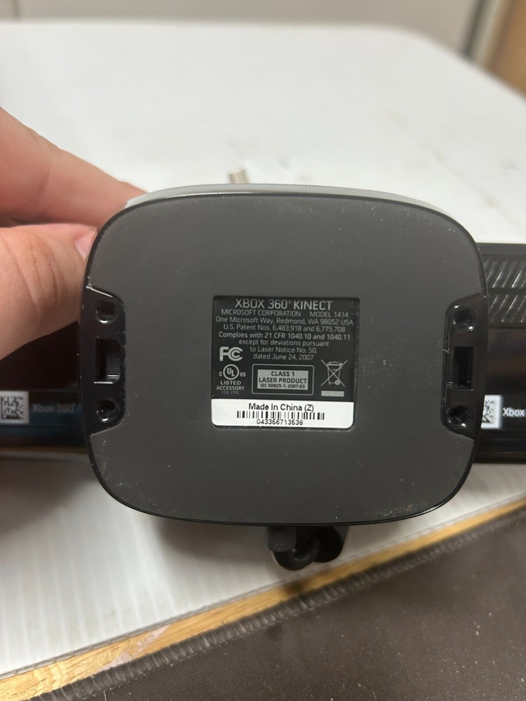 Microsoft 1414 Xbox 360 Kinect Sensor Bar Only - Black