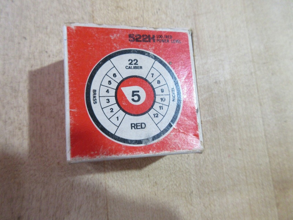 Empty Ammo Box 22 Caliber Silver Line 522H (w13)