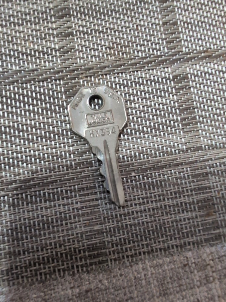 Yale Junior Key HX394