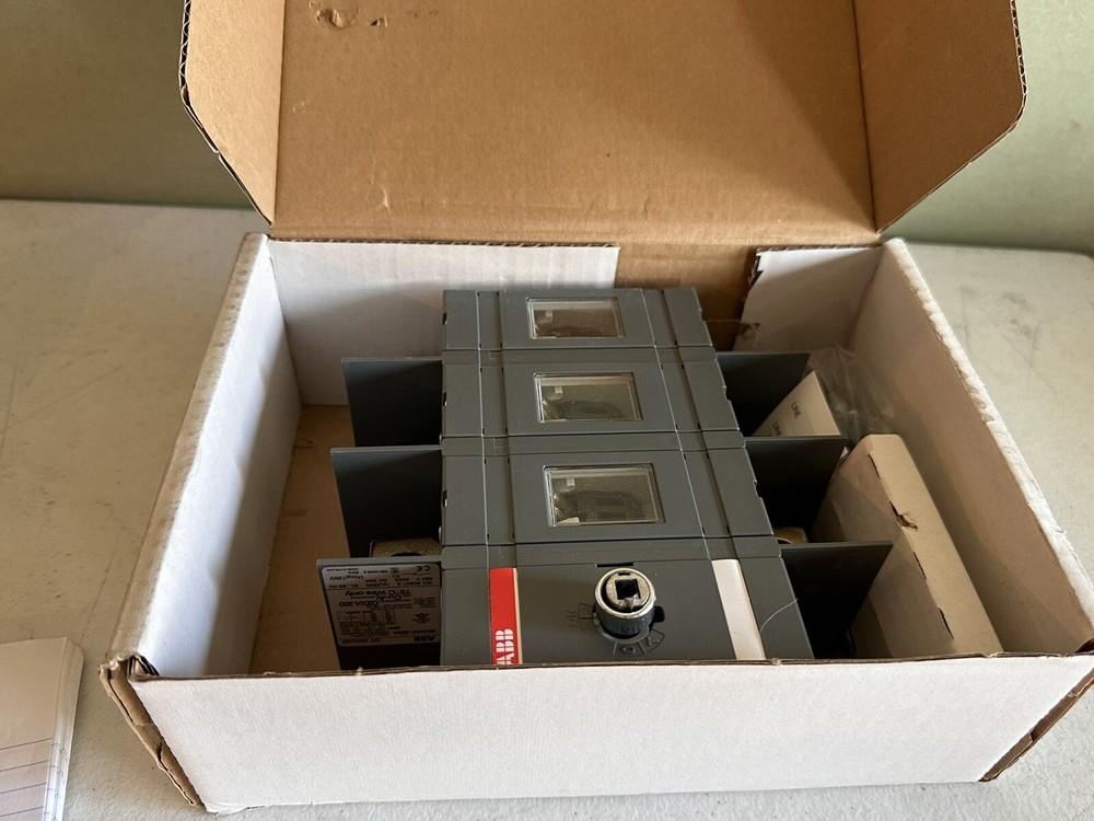 ABB 1SCA022723R0220 Disconnect