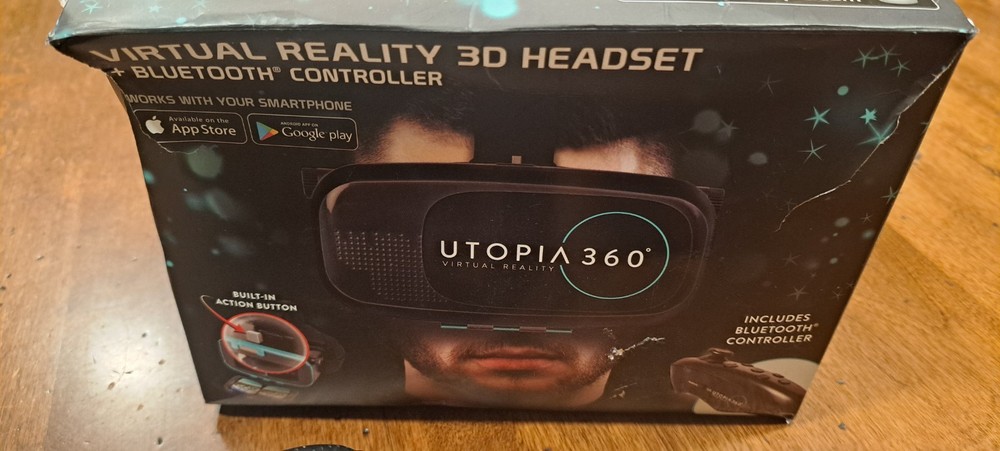 Utopia 360 Virtual Reality 3D Headset + Bluetooth Controller and box - used