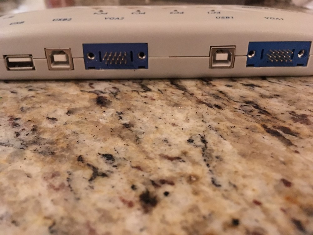 4 Port KVM Switch --- Model KYS-104USB