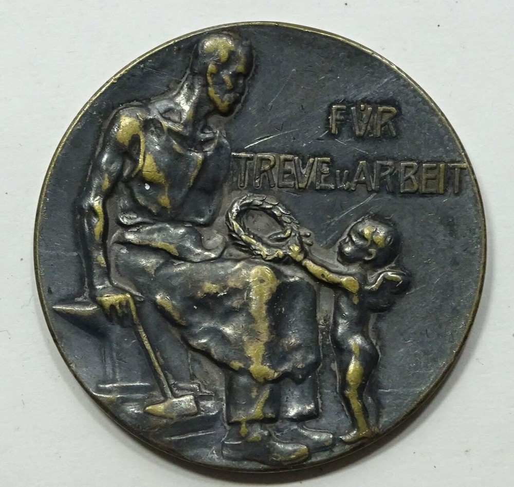 Table Medal - "For loyalty and work"