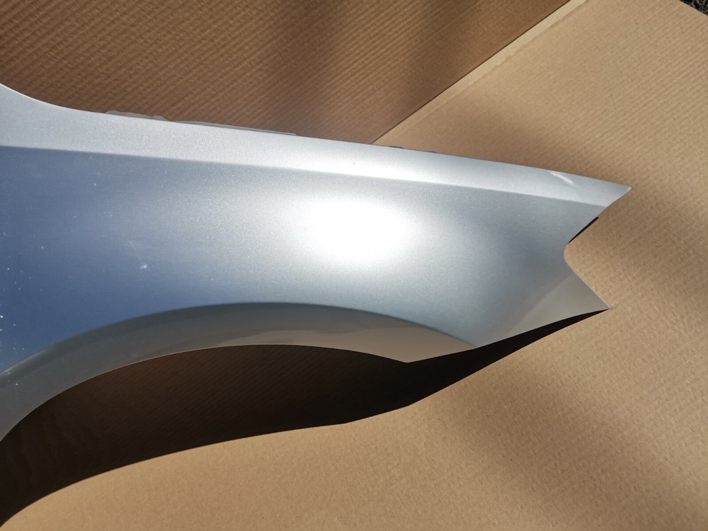 VOLKSWAGEN GOLF MK7 14-16 DRIVER SIDE FRONT WING REFLEX SILVER LA7W