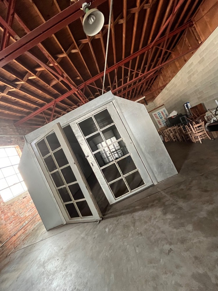 Toolmart Paint Booth