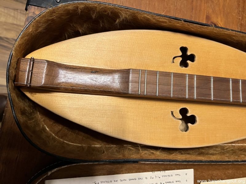 Daniel Doty mountain dulcimer with case and Doty papers