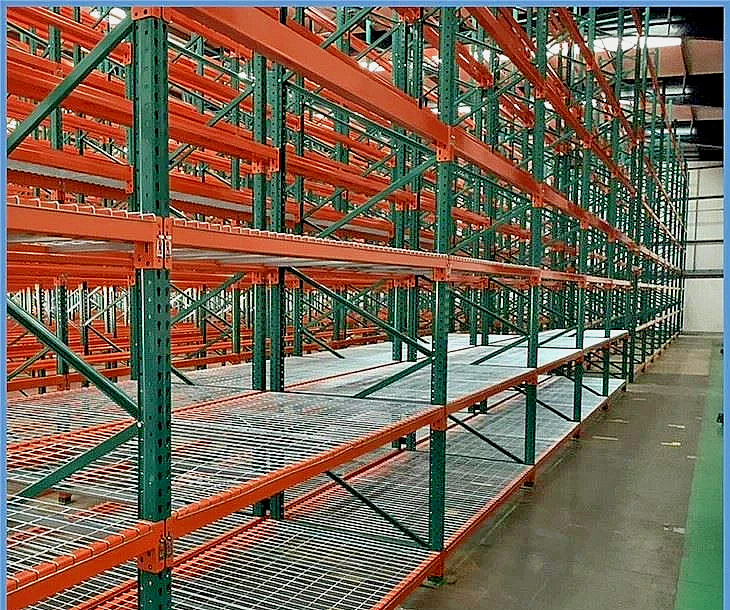 Complete Teardrop Pallet Racking System Uprights Beams Wire Decking Lot