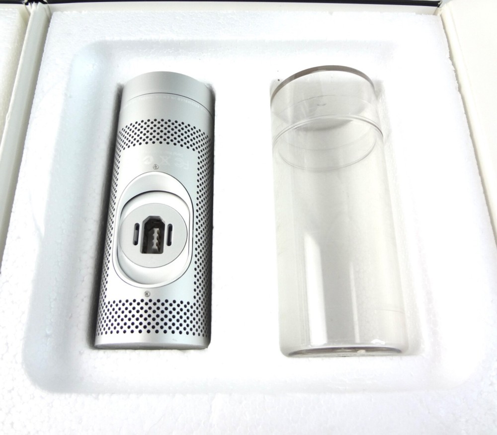 Apple iSight FireWire Video Camera BOXED PERFECT CONDITION ⭐️⭐️⭐️⭐️⭐