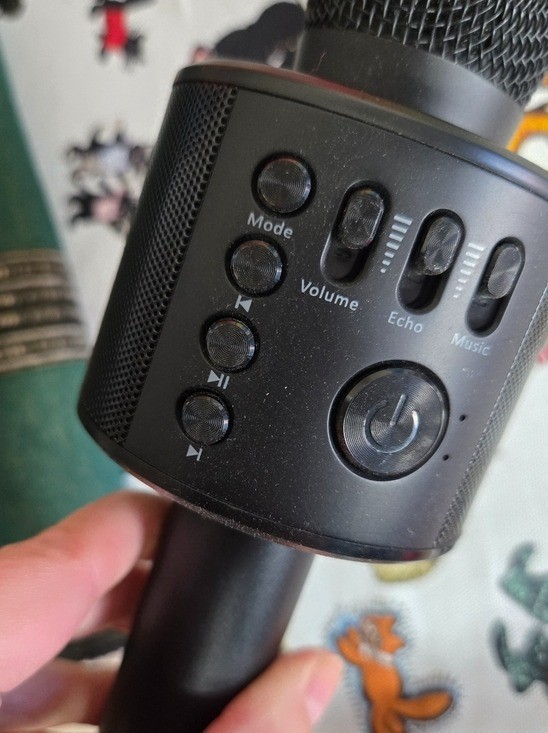 Core Innovations Wireless Bluetooth Karoake Microphone Black Handheld Mic