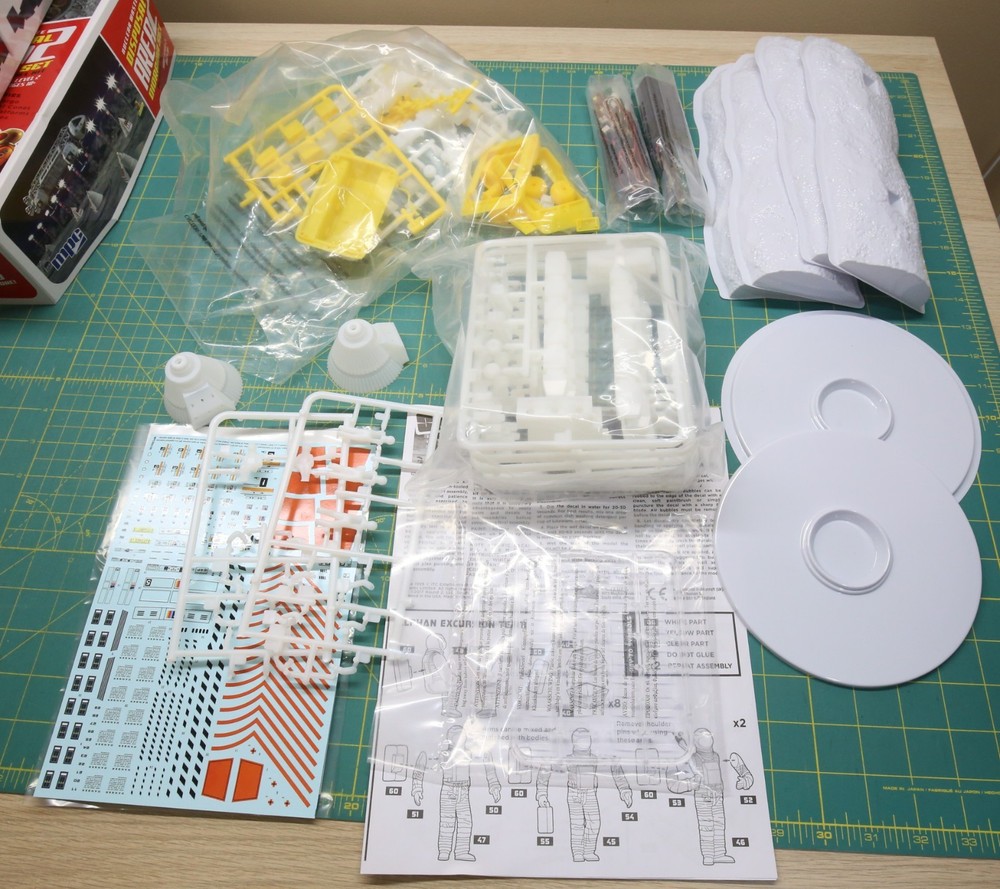 MPC SPACE: 1999 Nuclear Waste Disposal Area 2 Diorama Set - Complete and Started