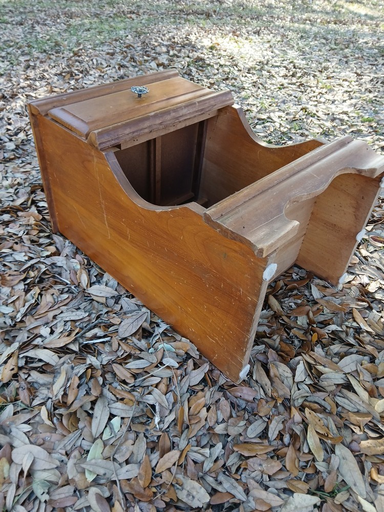 Mid Century Maple Nightstand (64006)24"x15"