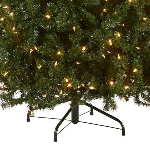 NATIONAL TREE 7.5FT PRE-LIT NORTH VALLEY SPRUCE ARTIFICIAL - Scratch & Dent