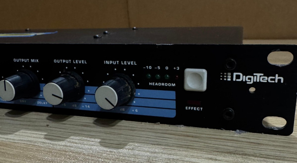 Digitech RDS Digital Delay System 3.6 Sec Chorus Flange Rack Guitar Processor