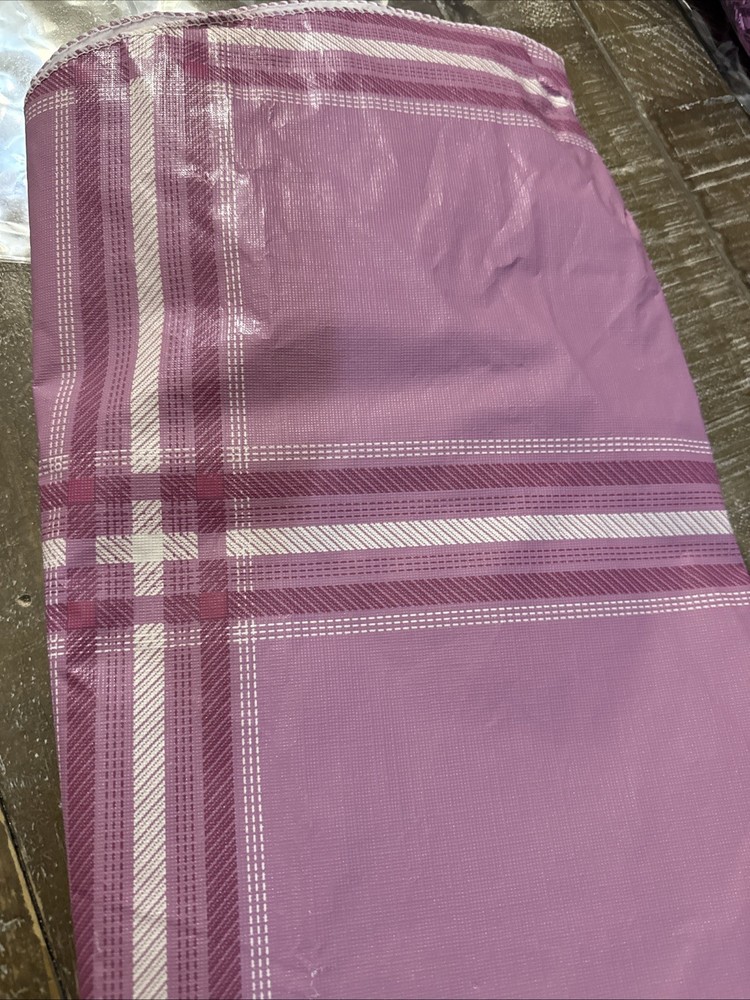 Unbranded Valentine’s Day Washable Circular Tablecloth