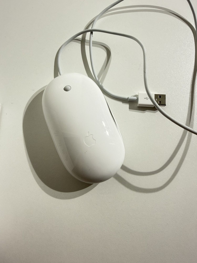Apple Wired Mouse (white)