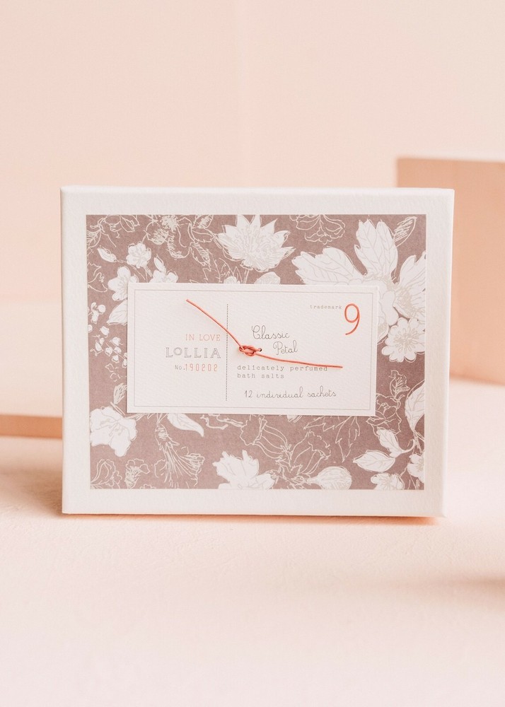 LOLLIA - In Love Bath Salt Sachet 9.8 oz / 277.8 g