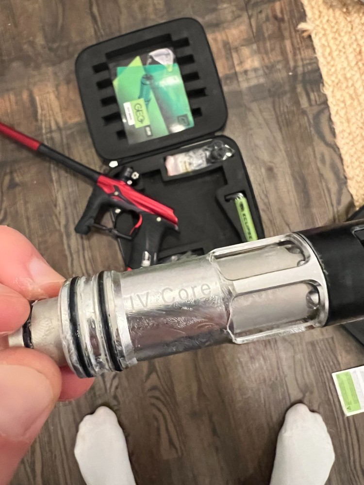 PLanet Eclipse GEO 3 Paintball Marker With IV Core