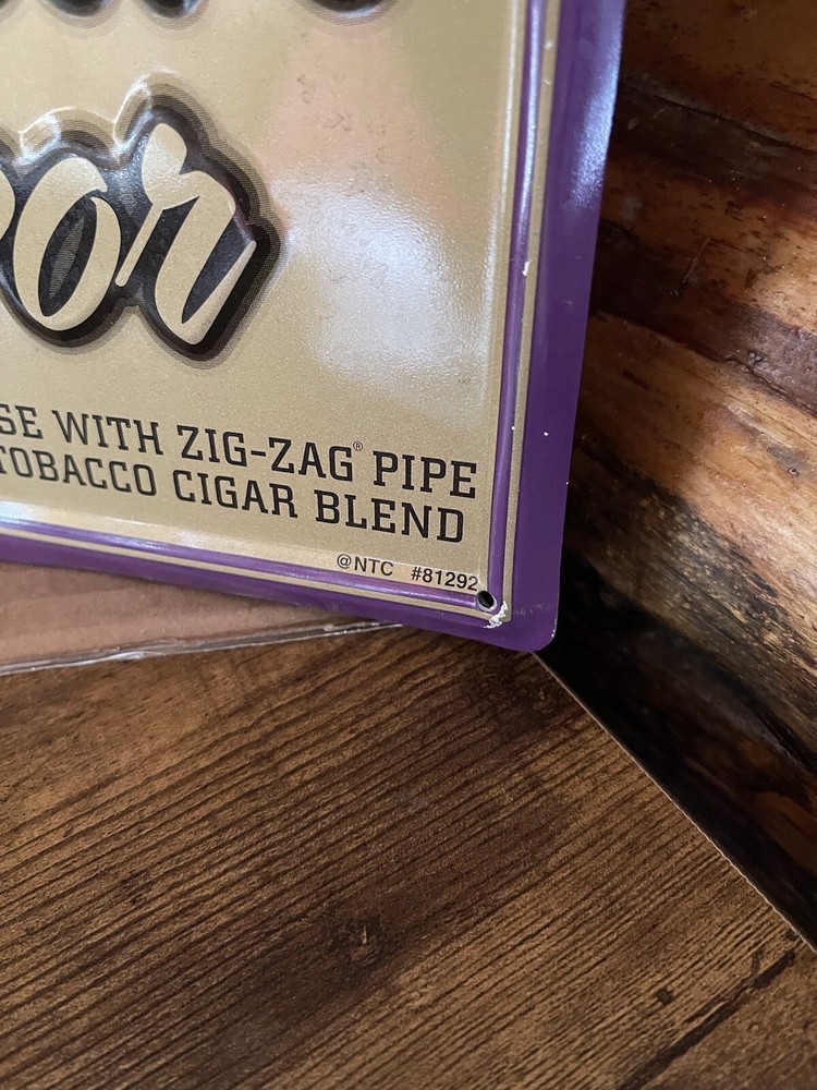 Zig Zag Tin Sign - 9”x24”