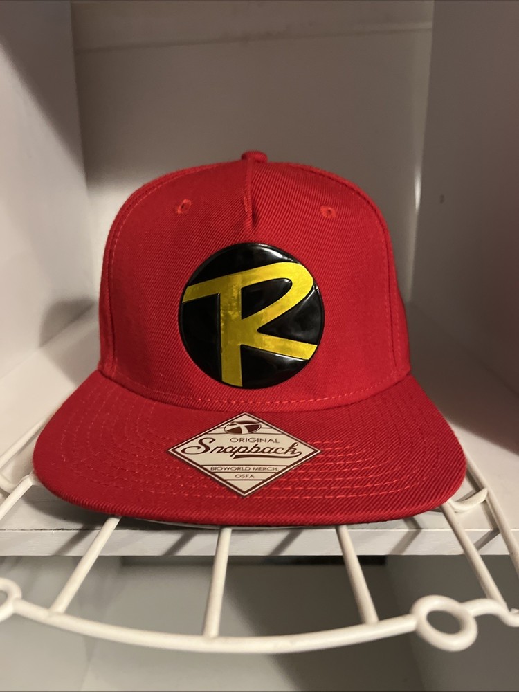 Batman DC Comics ROBIN BOY WONDER SnapBack Adjustable Ball Cap NWT