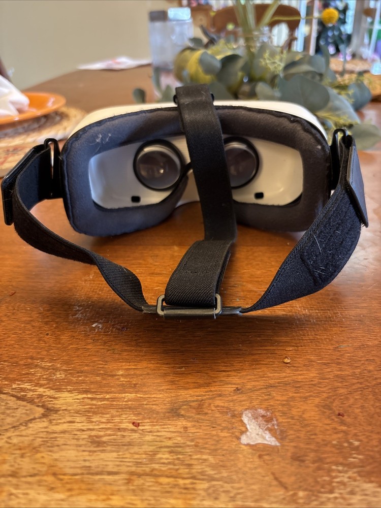 Samsung Gear VR Powered by Oculus