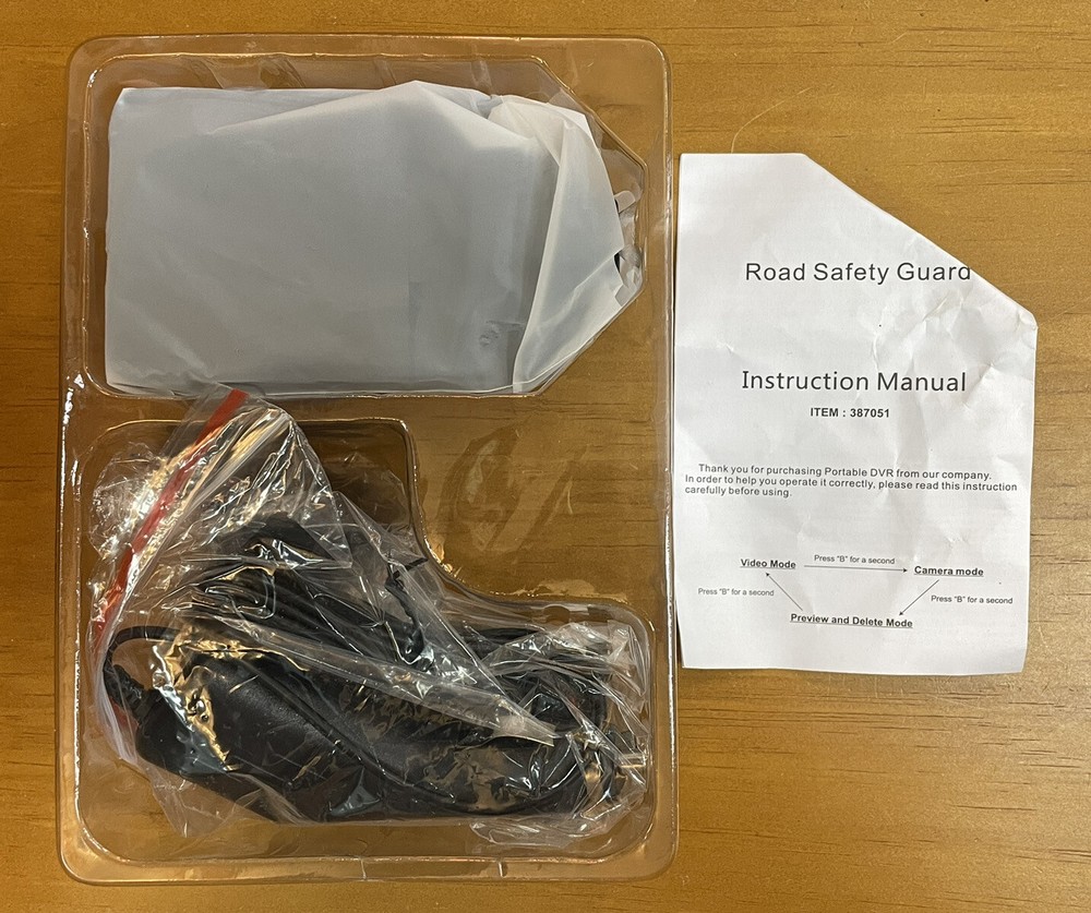 Modern Expressions Dash Camera 2.2” TFT LCD Screen New Open Box