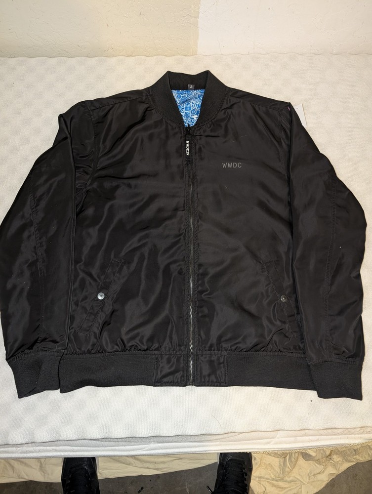 WWDC  Apple 2019 Reverse Bomber (Mens: X Large)