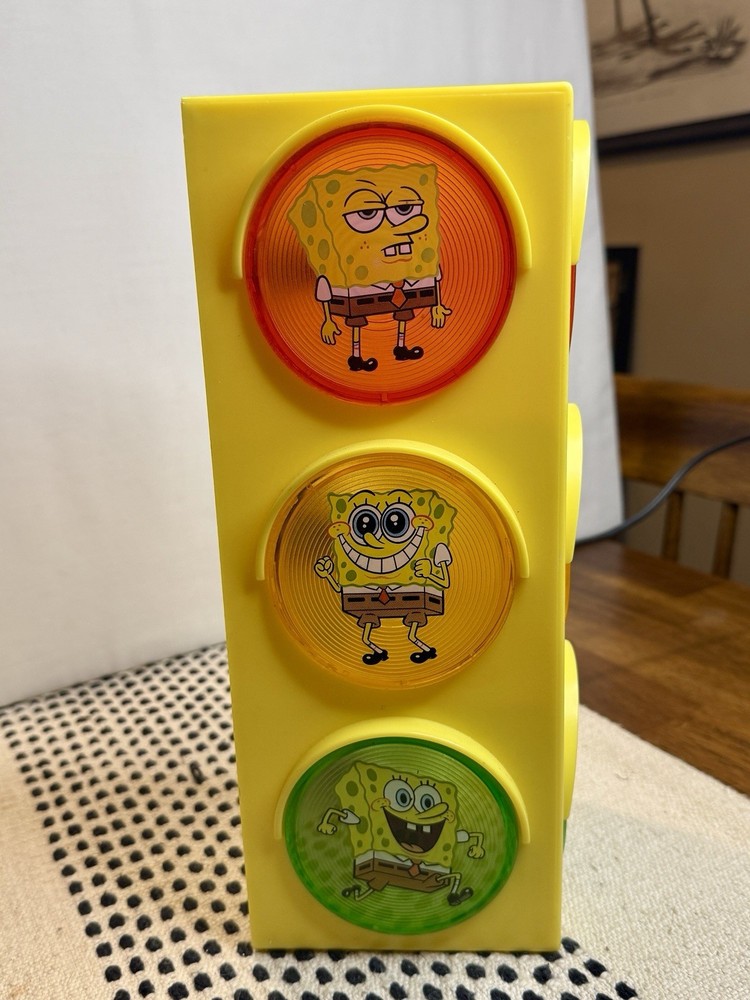 SpongeBob SquarePants Light, Model 5094, Yellow, Indoor