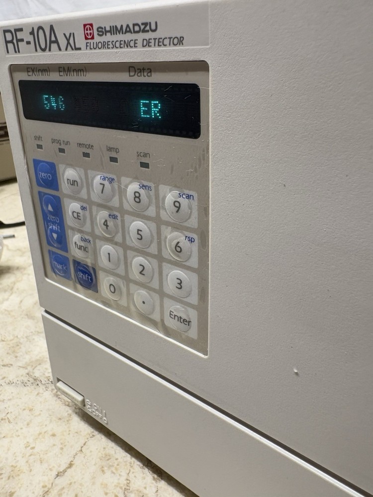 Shimadzu RF-10A xl Fluorescience Detector