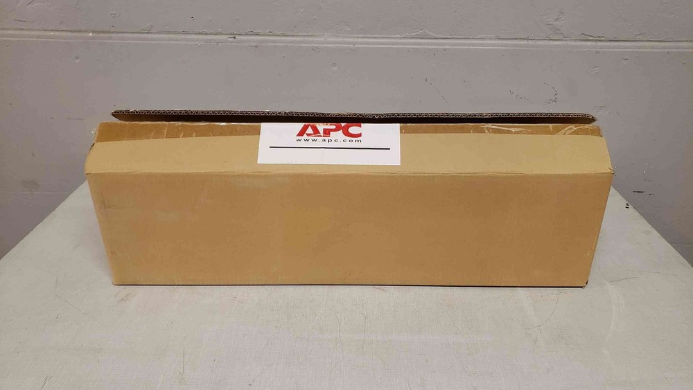 APC Solid Partition For NetShelter AR8173BLK(100867)