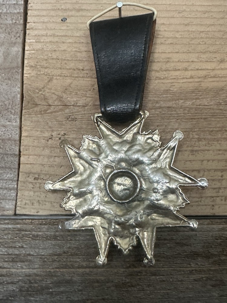 Vintage Antique Medal Origins Unknown