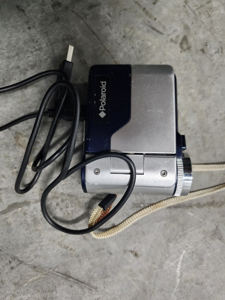 Polaroid CAA-03040S Camcorder