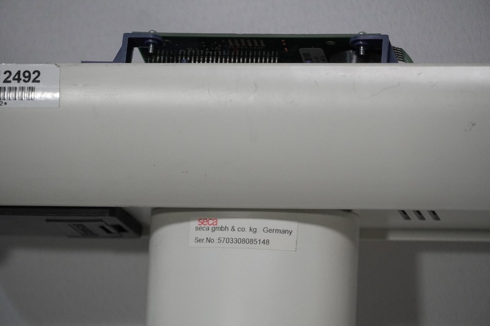 seca 703 1021999 column scale, max 250kg, d = 100 g