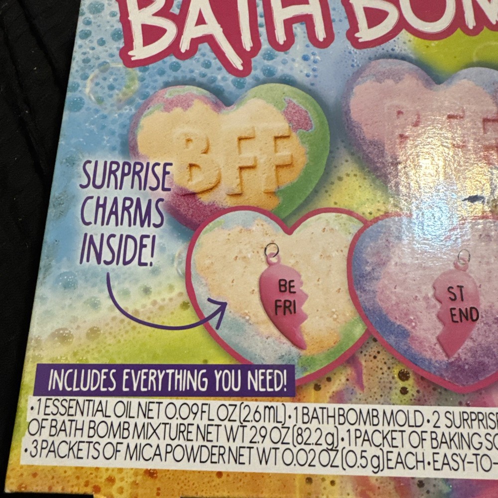 BFF Bath Bombs Create 2 Bath Bombs with Surprise Charms Inside! NEW