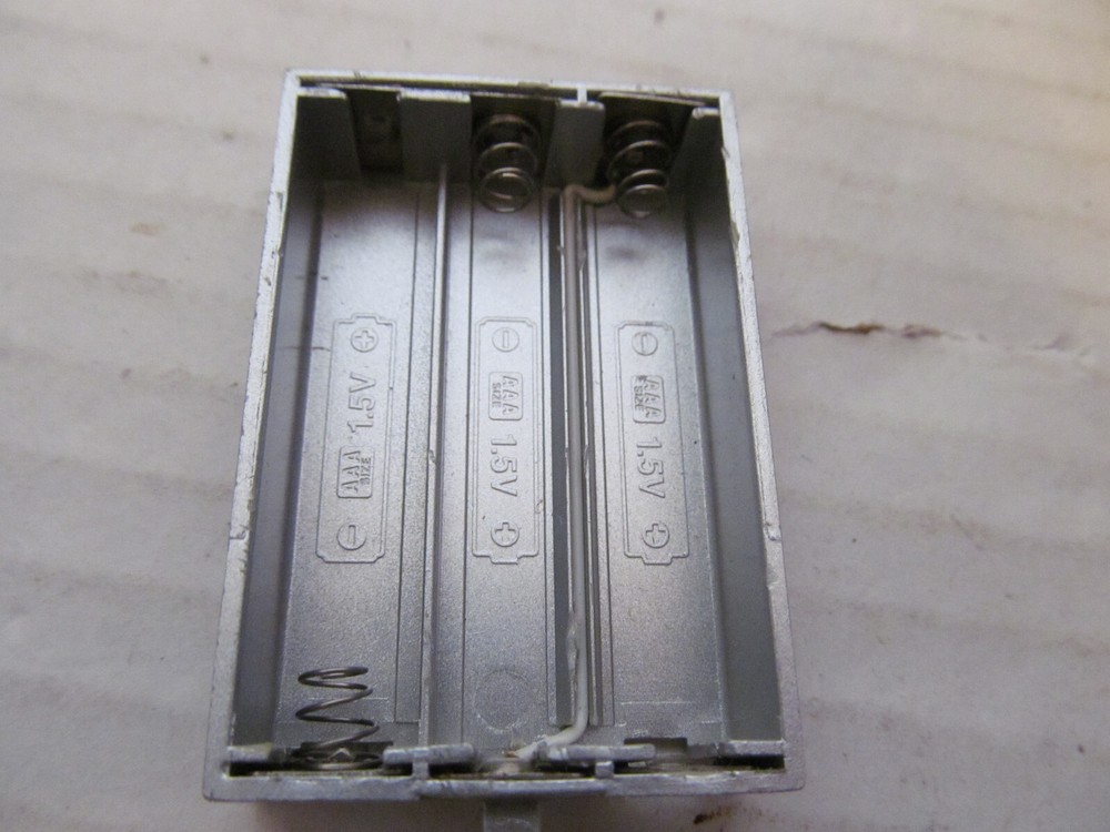 Xeos Micro Speakers Battery Powered Wired Connection, Silver