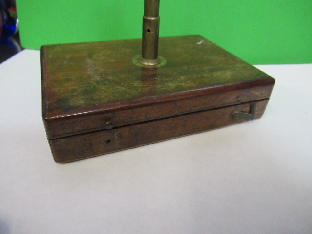 ANTIQUE UNKNOWN BRASS MICROSCOPE + CASE circa 1830 AS PICTURED X6-A-80