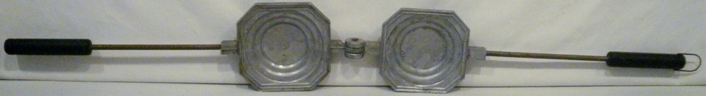 Vintage Toast Press Aluminum
