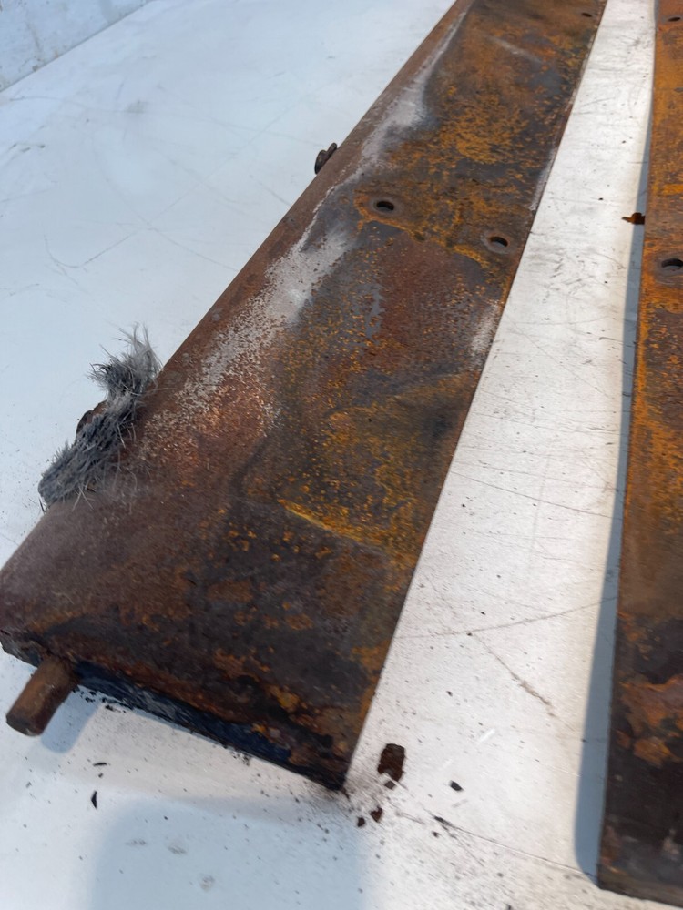 1993 John Deere 8870 Tractor Radiator Supports Brackets