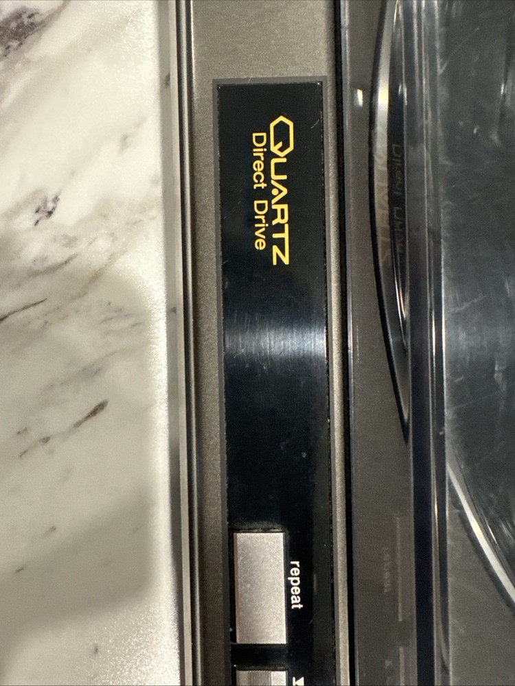 Technics Automatic Turntable System SL-QL5 Quartz Direct Drive