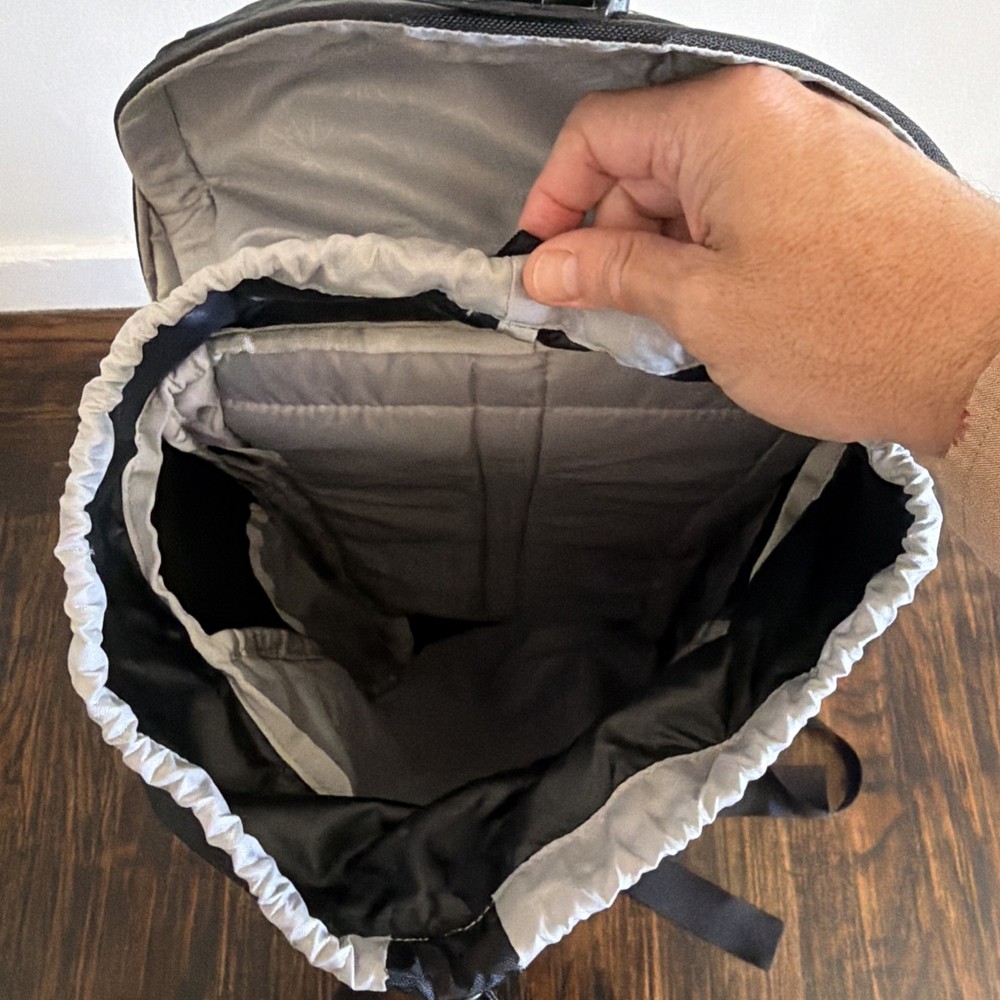 Gregory Sketch 28 Liter Daypack Backpack Black/Gray