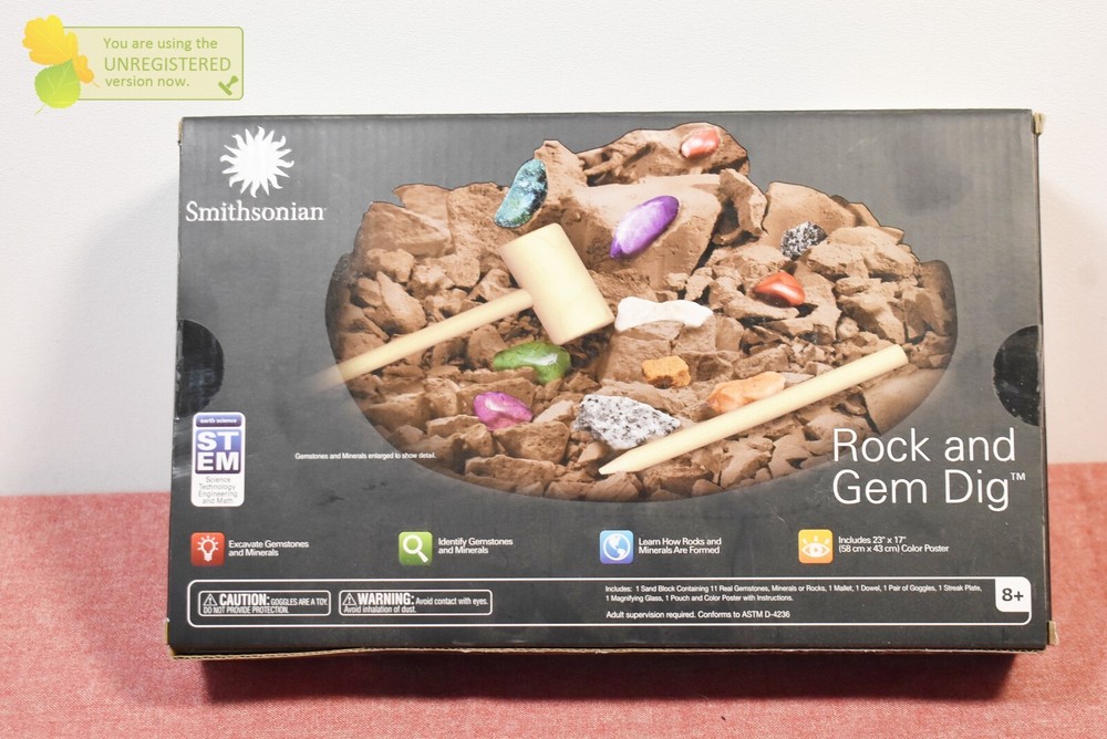 Smithsonian Rock and Gem Dig Kit