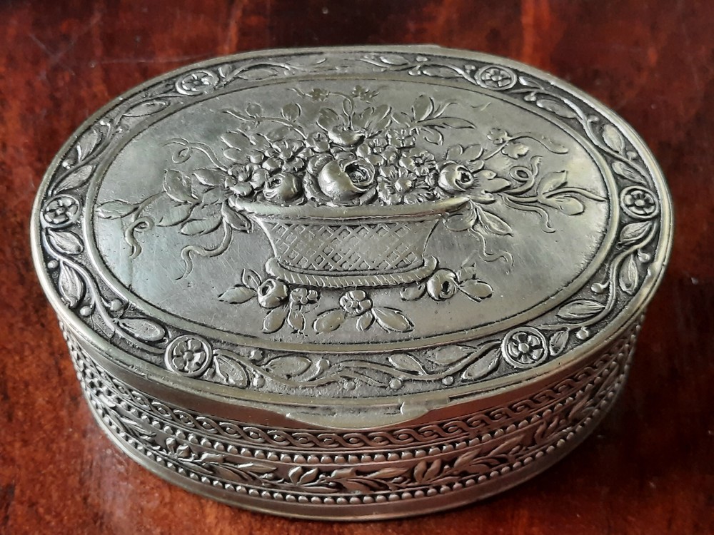 800 Silver German Trinket Box 53.3 grams 2 3/4"
