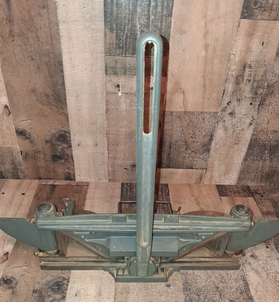 Cast Iron Mitre Trimmer Cutter Guillotine Please Read