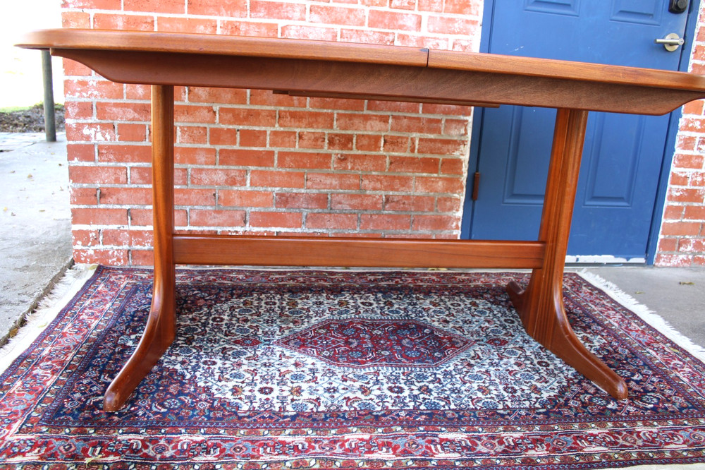 Mid Century Mc Intosh Teak Butterfly Leaf Dining Table – Draw Leaf Oval Table
