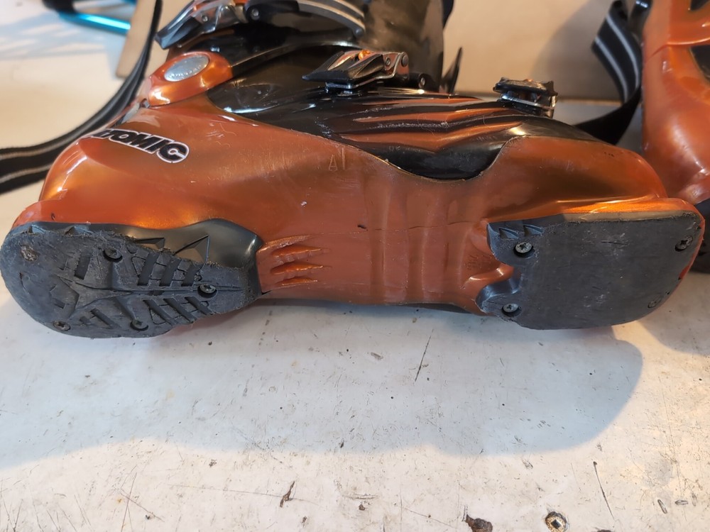 ATOMIC HAWX PLUS Ski Boots, 29-29.5
