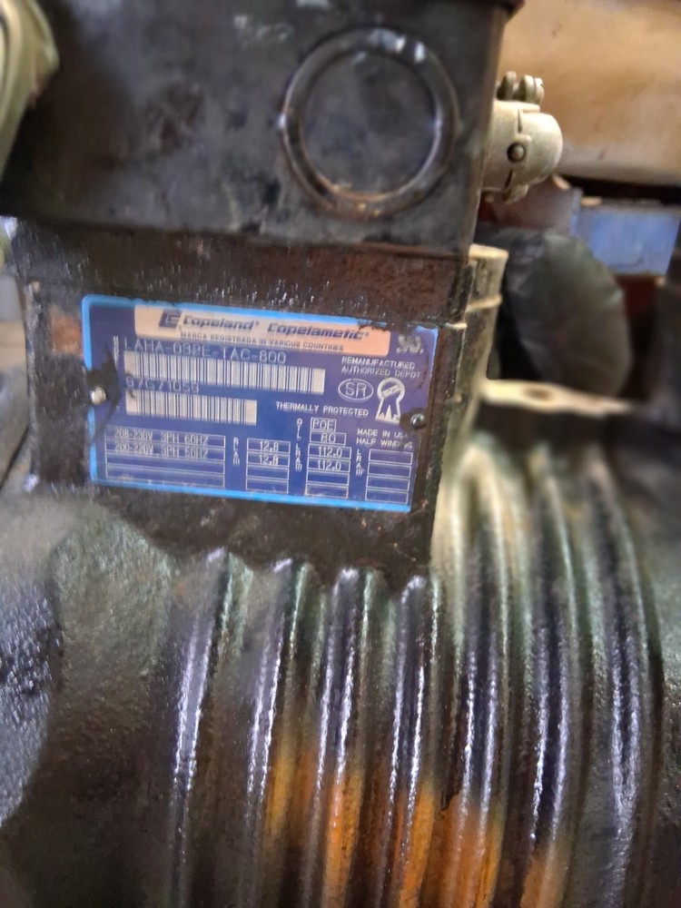 2 Copeland copelamtic compressors phase 3