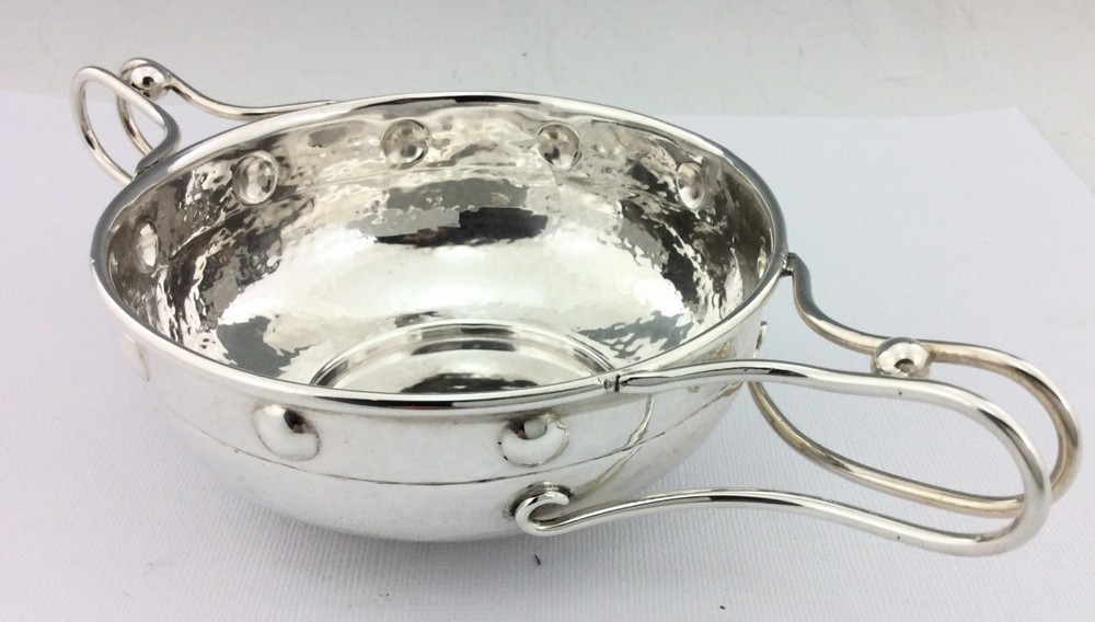 A E JONES SILVER QUAICH , 2 HANDLED BOWL ARTS & CRAFTS SOLID