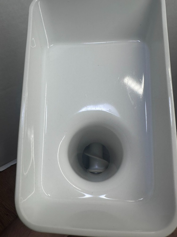 Kitchenaid pasta maker model SNFGA (pusher missing)