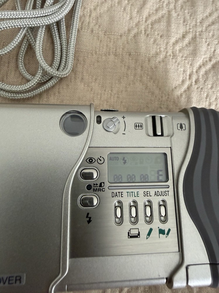 Nikon Nuvis S IX 240 Camera “Beautiful”
