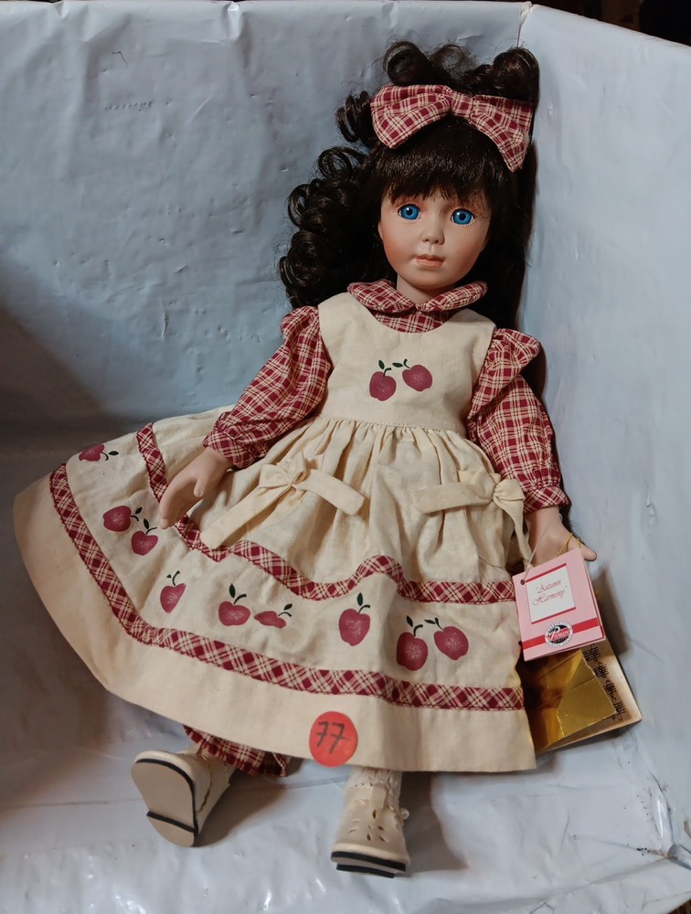 Ashton-Drake Autumn Harmony Doll NIB