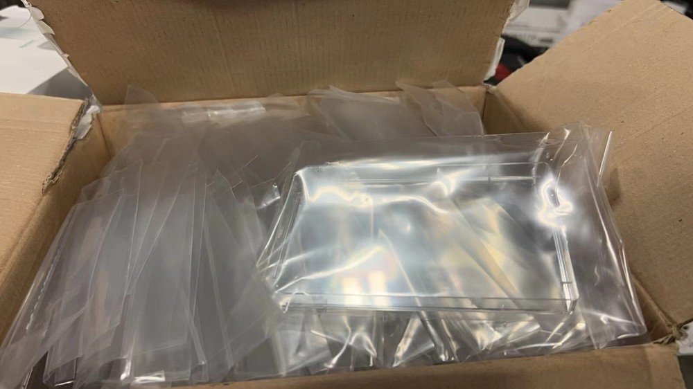 Greiner 656161 Microplate Lid, Sterile, Standard Height, Polystyrene, Clear